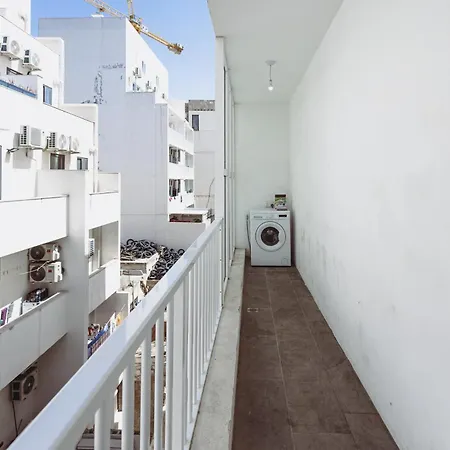 Modern 2br W Balcony 5 Min To Valletta Msida