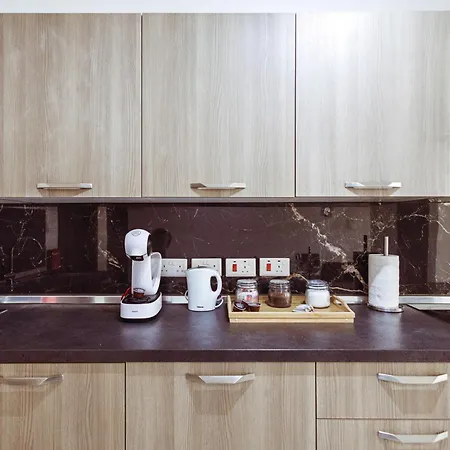 Apartment Modern 2br W Balcony 5 Min To Valletta