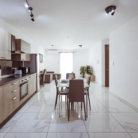 Apartment Modern 2br W Balcony 5 Min To Valletta *